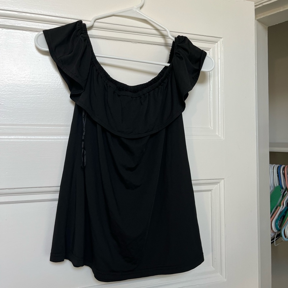 Black sleeved tank top